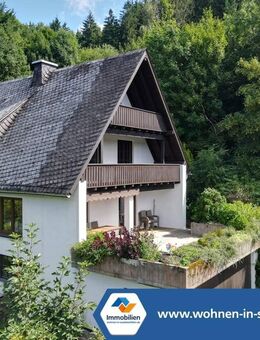 VR Immo: Stilvolles Ein-/ Zweifamilienhaus trifft natürliche Ruhe am Waldrand! - Olsberg