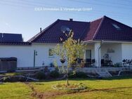 Modernes Einfamilienhaus (Bungalow mit ausgebautem Dachgeschoss) auf großzügigem Grundstück in Negast bei Stralsund zu verkaufen - Steinhagen (Landkreis Vorpommern-Rügen)