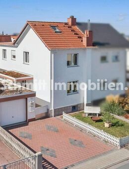 Wohnensemble aus Vorder- und Hinterhaus. In zentraler Lage von Dreieich-Sprendlingen - Dreieich