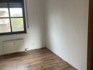 gemütliche 3-Zimmer-Dachgeschosswohnung am Ortsrand von Tönisvorst zu vermieten - Tönisvorst