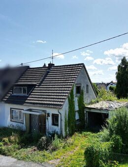 Viel Potenzial! Entkerntes Einfamilienhaus in Vettelschoß! - Vettelschoß