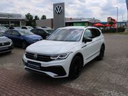 VW Tiguan, 2.0 TDI Allspace R-Line, Jahr 2023 - Güstrow