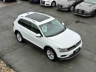 VW Tiguan, 2.0 TDI Highl, Jahr 2020 - Schwabach