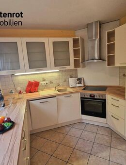Lochau/ Schkopau- charmante Doppelhaushälfte mit Garten und Garage in beliebter Wohnsiedlung - Schkopau
