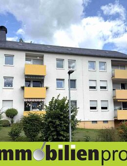 1370 - Hof-Krötenbruck: 2-Zi.-Eigentumswohnung mit Balkon und Garage - Hof