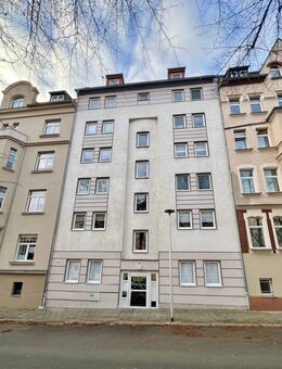 2 Zimmer Wohnung in bevorzugter Lage mit Fahrstuhl und Balkon - Plauen