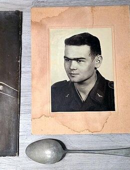 Militaria Portrait , Gemälde ? 40x30 und 23x17 und Löffel - Pulheim