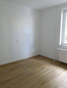 *** Modernisierte 2-Zi-Wohnung mit Balkon in beliebter Lage von Essen-Holsterhausen *** - Essen