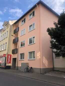 Zentraler gehts nicht! Schöne und gut geschnittene 3 Zimmer-Wohnung mit Balkon, Asterweg 2, Gießen - Gießen
