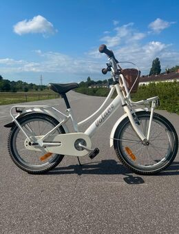 Schönes weißes Kinderfahrrad - Hamburg