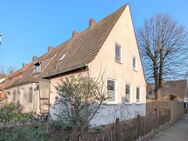 Modernisiertes Reihenendhaus mit schönem Grundstück und Garage in Bremen! - Bremen