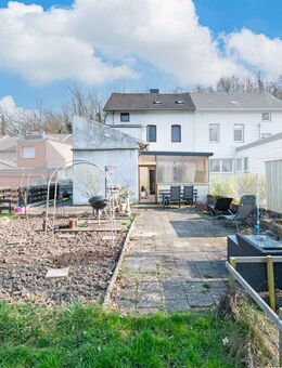 PHI AACHEN - Charmantes Wohnglück auf großem Grundstück mit Garage in Alsdorf! - Alsdorf (Nordrhein-Westfalen)