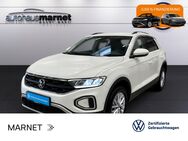 VW T-Roc, 1.0 TSI Life, Jahr 2023 - Wiesbaden