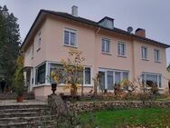 Repräsentative Altbau -Stadtvilla in TOP Lage, Nähe der Innenstadt von St. Ingbert! Großer Garten und 3 Garagen. Für ein Wohngefühl wie in der Toskana - Sankt Ingbert
