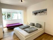 3-Zimmerwohnung mit Wlan, TV, 2 Schlafzimmer, Küche, Dusche/Wc, Waschmachine und Parkplatz - Stuttgart