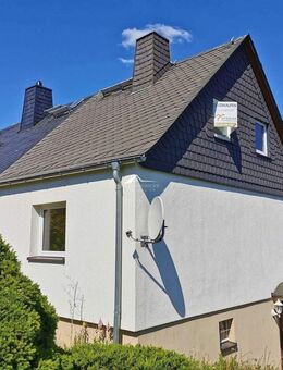 Kompakte DHH mit Traumgrundstück - Chemnitz