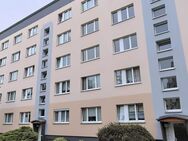 Sanierte Wohnung mit Balkon und Einbauküche - Altenburg
