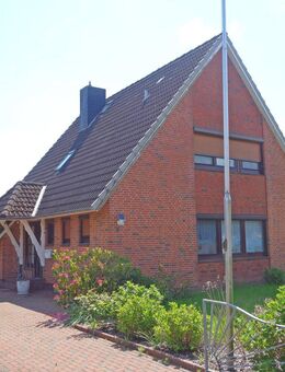 Einfamilienhaus mit Garage in ruhiger Sackgassenlage in Wöhrden bei Heide - Wöhrden