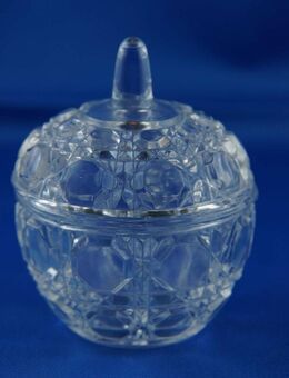 geschliffene Glasdose mit Deckel - Jena