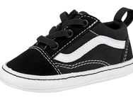 Vans IN Old Skool Crib Lauflernschuh für Babys mit klassischer Logo-Flag