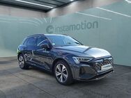 Audi Q8, 50 qu S Line, Jahr 2023 - München