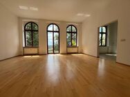 Elbblick und Sofortbezug ! Helle 3-Zimmer-ETW in charakteristisch und hochwertig sanierter Villa - Dresden