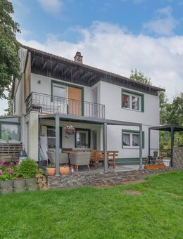 Gepflegtes Einfamilienhaus mit viel Fläche - Löffingen