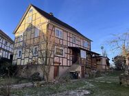 Fachwerkhaus mit viel Platz auf schönem Grundstück in Naumburg-Altendorf - Naumburg