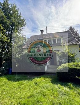 ***Attraktives Wohnhaus idyllisch gelegen*** - Mainleus