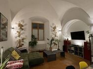 Exklusive Wohnung in der Altstadt - 2 Zimmer mit Einbauküche, großem Bad und Galerie - Amberg