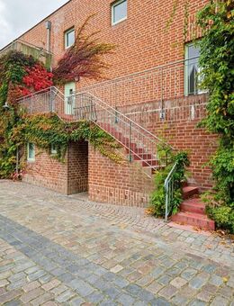 Helle und bezugsfertige 2 Raumwohnung am Wall in Greifswalder Innenstadt - Greifswald