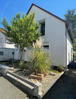 Gemütliches Einfamilienhaus mit großem Garten in familienfreundlicher Wohnlage! - Sandhausen