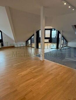 *** Wohnen über den Dächern der Stadt Lampertheim - 3 ZKB - Wohnung mit Aussicht *** - Lampertheim