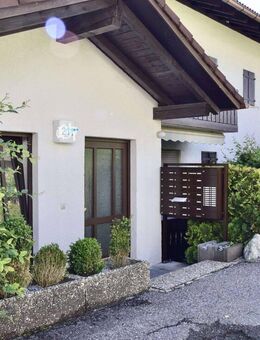 Schöne 2-Zimmer Erdgeschosswohnung in Oberreute mit Balkon und TG Stellplatz zu verkaufen - Oberreute