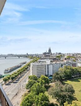 Domblick und noch viel mehr! Drei - Zimmer Etagenwohnung mit spektakulärer Aussicht - Köln