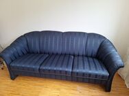 Sehr gut erhaltenes 3-Sitzer-Sofa, ca. 1,65 m lang - Berlin Pankow