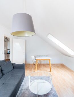 Helle 3-Zi-Wohnung mit Garage in Gochsheim - Gochsheim