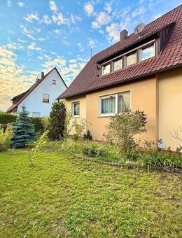 Gepflegtes 1-2 Familienhaus mit großzügig angelegtem Garten - Veitsbronn