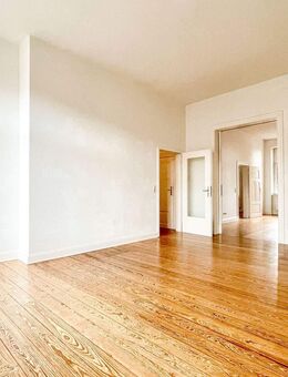 Wunderschöne 3-Zimmer Wohnung mit EBK - Schwerin