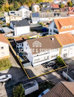 Modernisiertes Zweifamilienhaus mit zwei Wohneinheiten in ruhiger Lage - Waghäusel