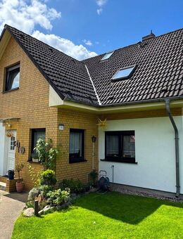 Gepflegtes 1-/2-Familienhaus mit Nebengebäude auf schönem Grundstück in guter Borgsdorfer Lage - Hohen Neuendorf