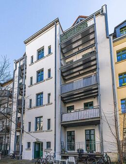 Stötteritz: 2 Zimmer I offene Küche mit neuer Einbauküche I modernes Bad mit Wanne I Balkon - Leipzig