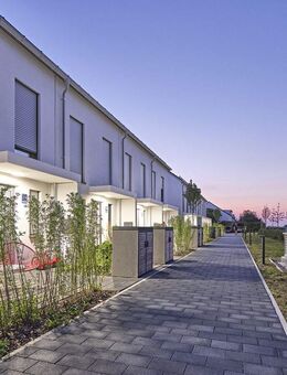 Platz für die ganze Familie! Geräumig sonnig helles Haus mit 4-Zimmern und moderner Ausstattung in Vaterstetten! - Vaterstetten