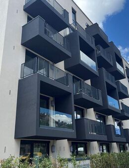 Moderne 2-Zimmer-Wohnung mit großem Balkon! - Fürth