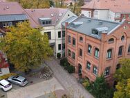Moderne 1-Zimmer DG-Wohnung mit EBK zentral in Neustrelitz inkl. Stellplatz - Neustrelitz