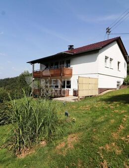Wohnen, wo andere Urlaub machen - Zweifamilienhaus mit traumhaftem Weitblic - Waldbrunn (Baden-Württemberg)