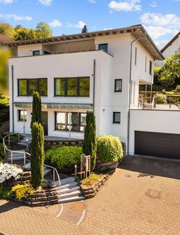 **Attraktives modernes Einfamilienwohnhaus in TOP-Wohnlage von Gelnhausen-Stadt** - Gelnhausen