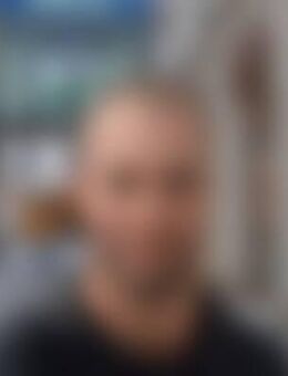 Mic*** - Frankfurt (Main)