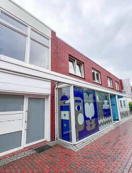 Stilvolle 3-Zimmer-Dachgeschosswohnung in bester Lage von Varel zu vermieten - Varel