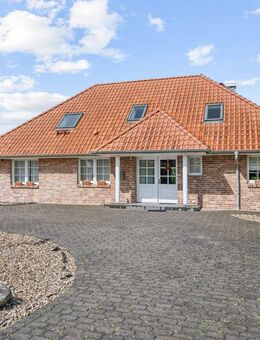 Traumhaftes Zweifamilienhaus in sehr beliebter Lage von Krefeld Inrath/Kliedbruch - Krefeld